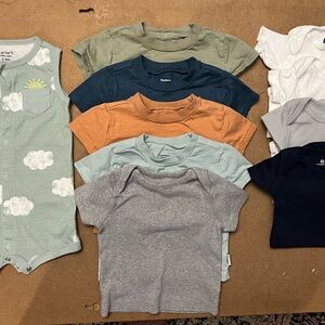 Baby Onesie and T-Shirt Set - Multicolor